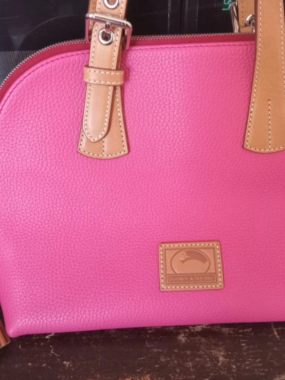 Dooney & Bourke excellent except